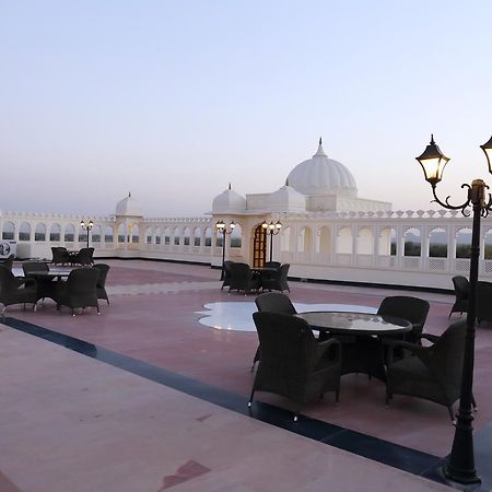 Laxmi Palace Dausa Eksteriør billede